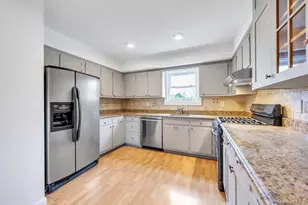 405 Massapequa Ave, Massapequa, NY 11758 - Photo 7