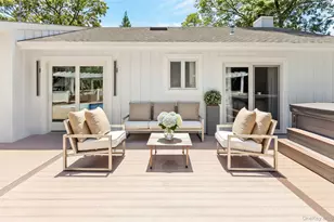 18 Squires Ave, East Quogue, NY 11942 - Photo 5