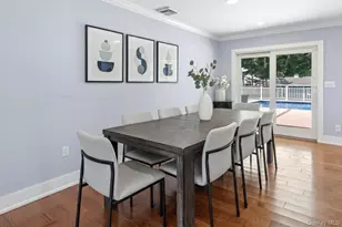 18 Squires Ave, East Quogue, NY 11942 - Photo 9
