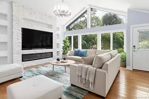18 Squires Ave, East Quogue, NY 11942 - Photo 7