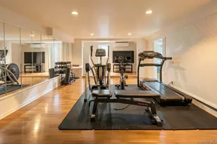 18 Squires Ave, East Quogue, NY 11942 - Photo 23