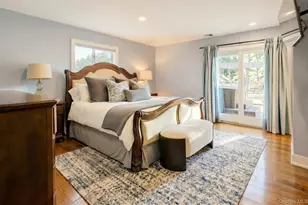 18 Squires Ave, East Quogue, NY 11942 - Photo 11