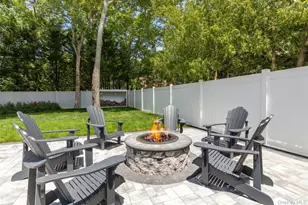 18 Squires Ave, East Quogue, NY 11942 - Photo 21