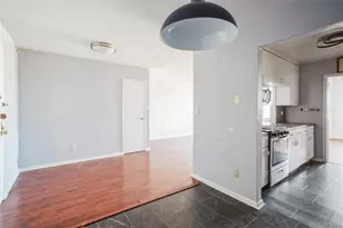 333 E Broadway, Long Beach, NY 11561 - Photo 9