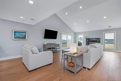 29 Bath Street, Long Beach, NY 11561 - Photo 15