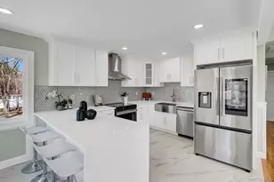 116 Southern Blvd, Hauppauge, NY 11788 - Photo 9