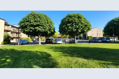 5-10 115 St #2C, College Point, NY 11356 - Photo 3