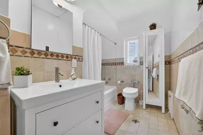 20 Raynor Avenue, Mount Vernon, NY 10552 - Photo 25