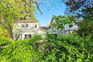 385 Half Hollow Rd, Deer Park, NY 11729 - Photo 3