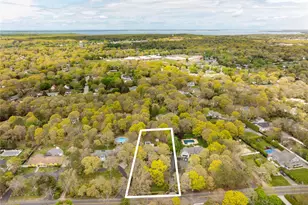 27 Bay Ave W, Hampton Bays, NY 11946 - Photo 47