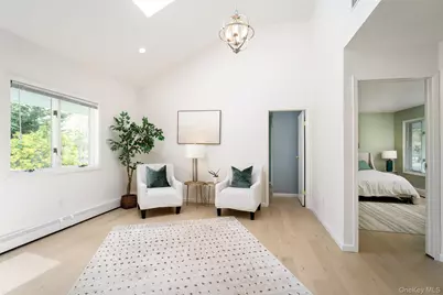 27 Bay Avenue W, Hampton Bays, NY 11946 - Photo 27