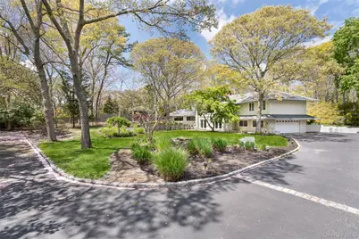27 Bay Avenue W, Hampton Bays, NY 11946 - Photo 35