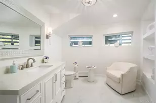 27 Bay Ave W, Hampton Bays, NY 11946 - Photo 15