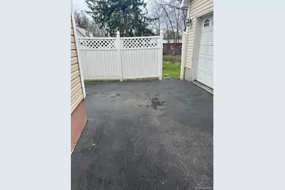 9 Lawrence Road, Poughkeepsie, NY 12601 - Photo 3