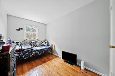 1850 Lenox Avenue, East Meadow, NY 11554 - Photo 19