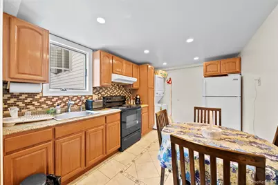 1850 Lenox Avenue, East Meadow, NY 11554 - Photo 11
