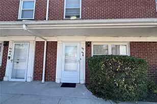 67-45A Cloverdale Ln, Bayside, NY 11364 - Photo 27