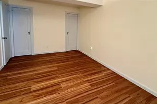 67-45A Cloverdale Ln, Bayside, NY 11364 - Photo 23