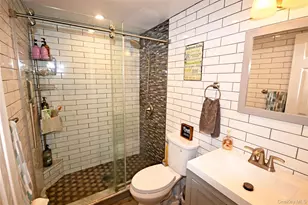 361 Travis Ave, Elmont, NY 11003 - Photo 25