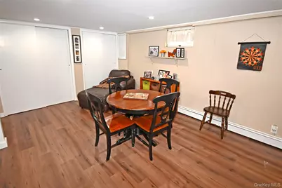 361 Travis Avenue, Elmont, NY 11003 - Photo 19