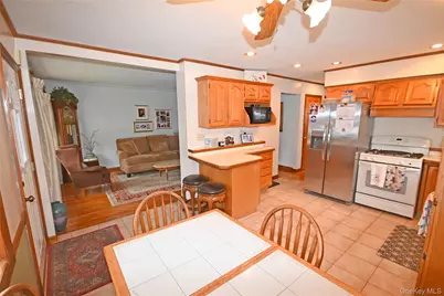 361 Travis Avenue, Elmont, NY 11003 - Photo 5