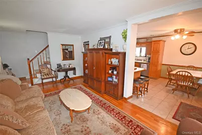 361 Travis Avenue, Elmont, NY 11003 - Photo 7