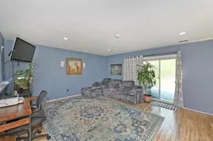 130 Commodore Cir, Port Jefferson Station, NY 11776 - Photo 5