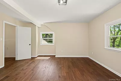 94 E East Way, Mount Kisco, NY 10549 - Photo 19
