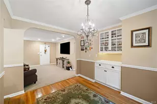 58-48 246th Crescent, Douglaston, NY 11362 - Photo 9