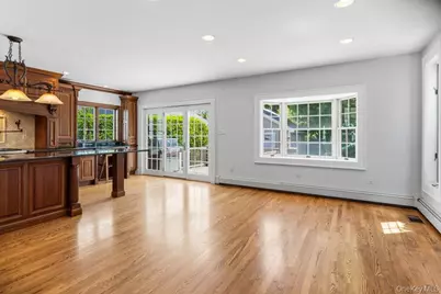 12 Davison Avenue, East Rockaway, NY 11518 - Photo 11
