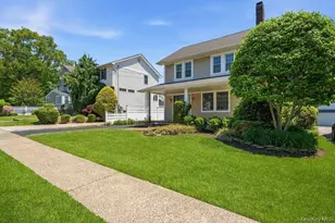 12 Davison Ave, East Rockaway, NY 11518 - Photo 3