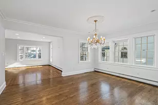 12 Davison Ave, East Rockaway, NY 11518 - Photo 7