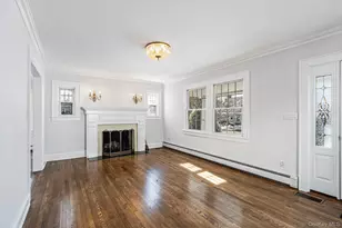 12 Davison Ave, East Rockaway, NY 11518 - Photo 5