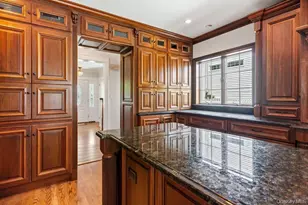 12 Davison Ave, East Rockaway, NY 11518 - Photo 15