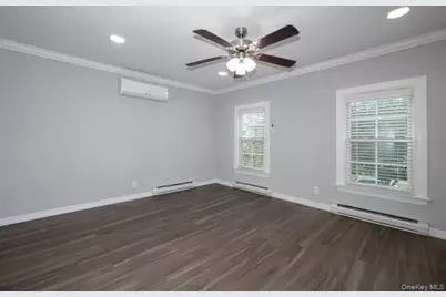 22 Park Avenue #7, Amityville, NY 11701 - Photo 3