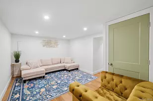 8 Woodhaven Pl, East Northport, NY 11731 - Photo 27