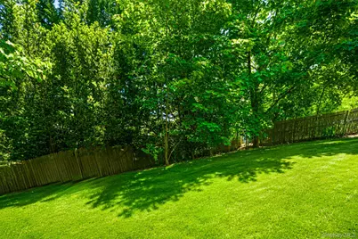 8 Wood Haven Place, East Northport, NY 11731 - Photo 35
