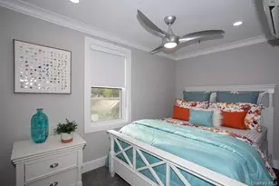 354 New York Ave, Huntington, NY 11743 - Photo 7
