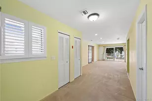 86 W Cambridge Dr W, Copiague, NY 11726 - Photo 13