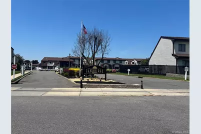 86 W Cambridge Drive W #86, Copiague, NY 11726 - Photo 45