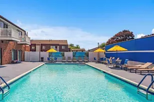 86 W Cambridge Dr W, Copiague, NY 11726 - Photo 47