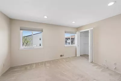 86 W Cambridge Drive W #86, Copiague, NY 11726 - Photo 27