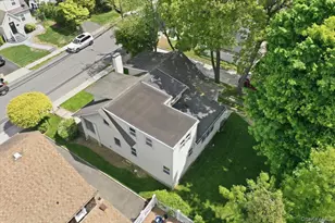 176 Wright Ave, Malverne, NY 11565 - Photo 39