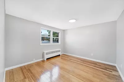105 Claridge Avenue, Elmont, NY 11003 - Photo 13
