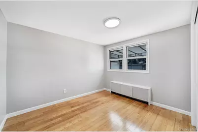 105 Claridge Avenue, Elmont, NY 11003 - Photo 11