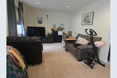 228-05 69th Avenue #96, Bayside, NY 11364 - Photo 7