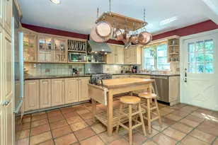 291 Prospect Ave, Sea Cliff, NY 11579 - Photo 15