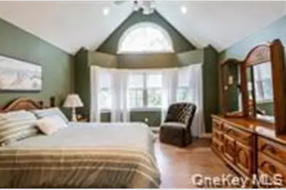 24 Bridle Path, Westhampton Beach, NY 11978 - Photo 17