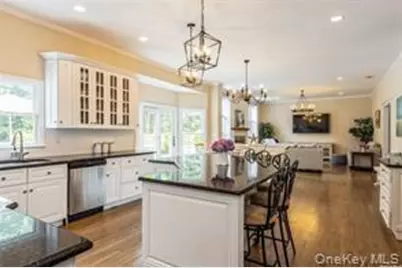 24 Bridle Path, Westhampton Beach, NY 11978 - Photo 5