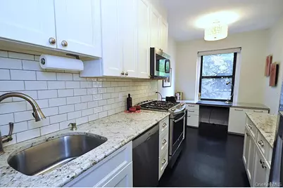143 Garth Road #4N, Scarsdale, NY 10583 - Photo 1